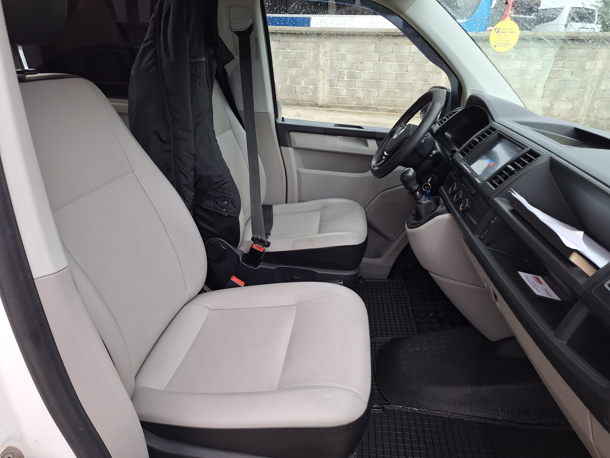 VW Caravela 7+1